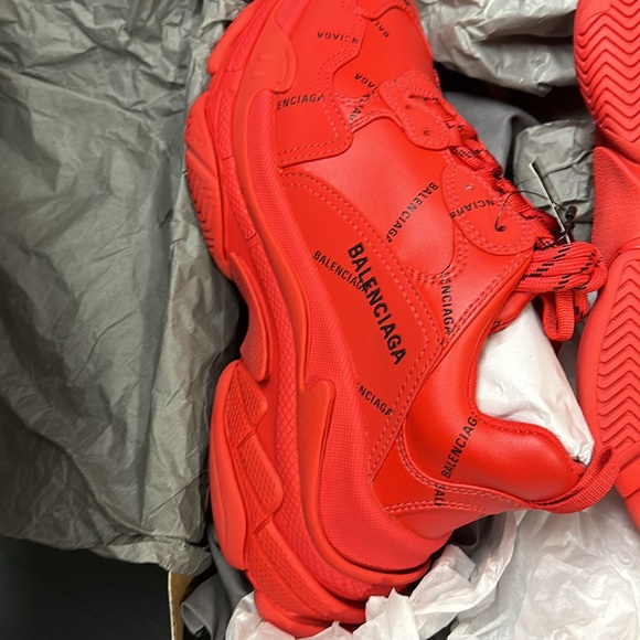 Balenciaga triple S - Picture 4 of 7